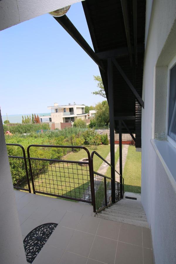 Nefelejcs Villa Zamardi Exterior photo