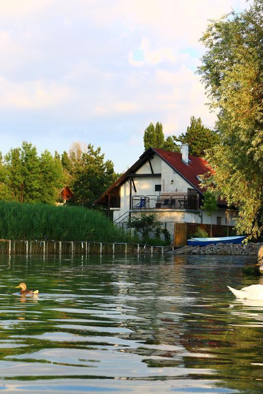 Nefelejcs Villa Zamardi Exterior photo